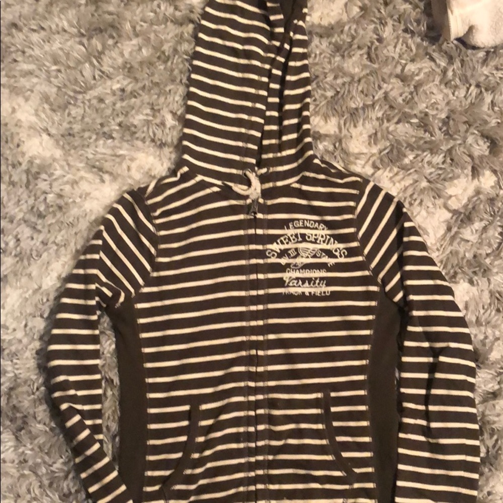 Lucky brand sweater. Olive green